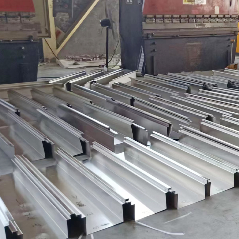 Giải thích các biện pháp và quy trình toàn diện cho kênh thoát nước nhựa hoàn thiện và xây dựng an toàn